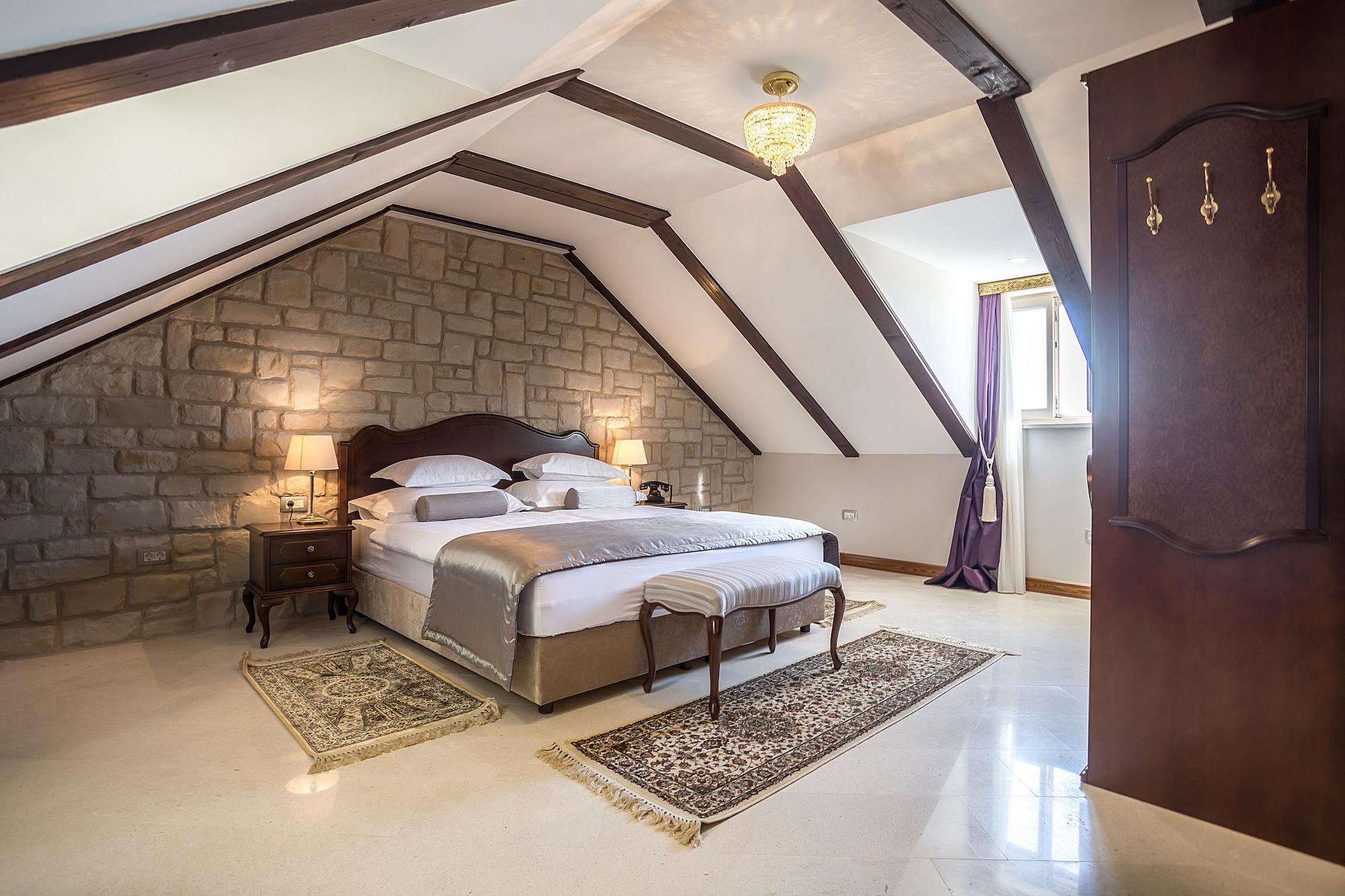 스플리트 스플렌디다 팰리스 B&B 외부 사진