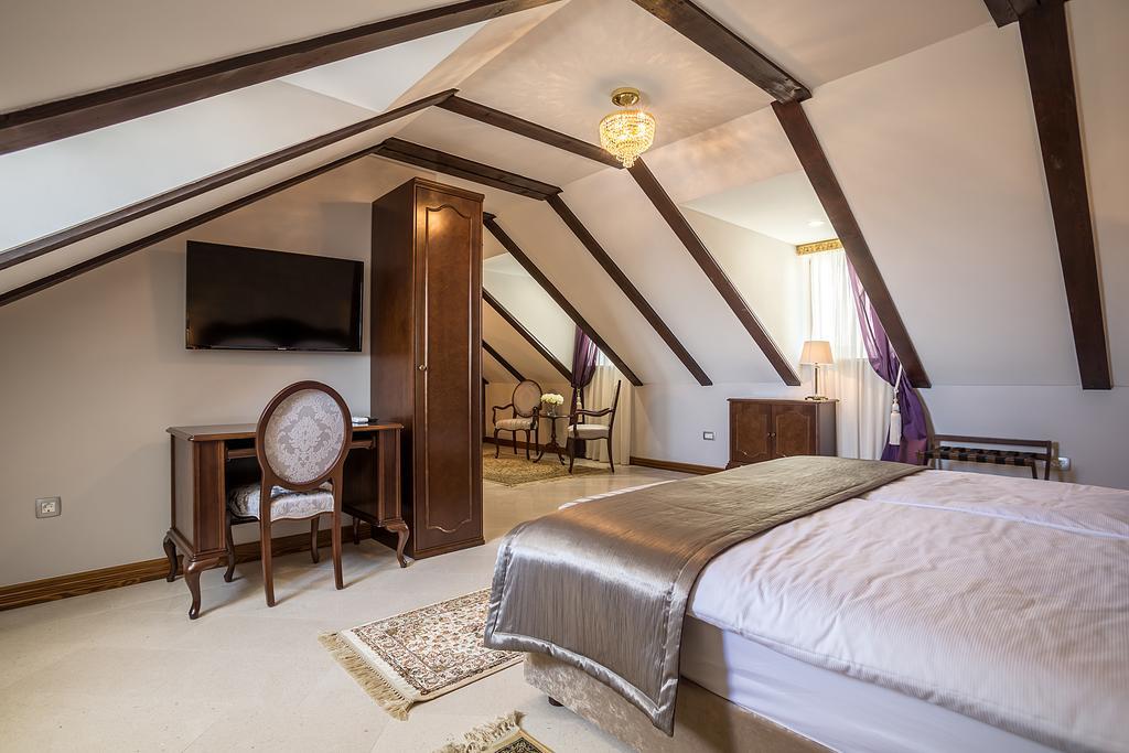 스플리트 스플렌디다 팰리스 B&B 외부 사진